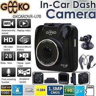 Geeko In-Car Dash Cam DVR Standard Entry Level with 2.4 inch TFT Colour LCD Screen - 1.3 Mega pixels