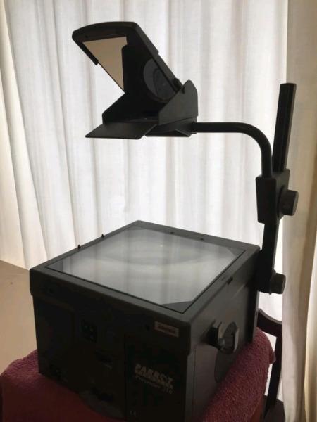 Overhead projector