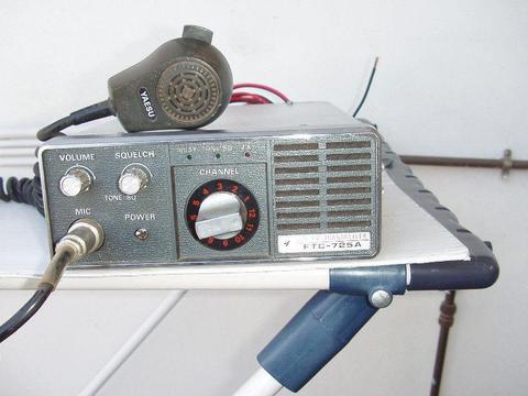 Yaesu-Musen Co. Ltd.: Mobile Transceiver FTC-725A