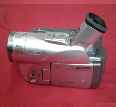 Canon MVX 250i