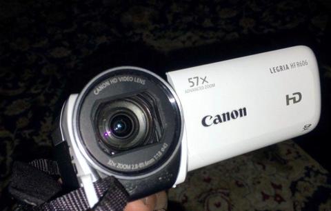 Canon Full HD Camera