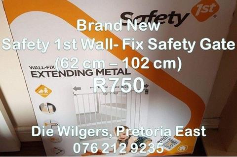 Brand New Safety 1st Wall- Fix Safety Gate (62 cm – 102 cm)
