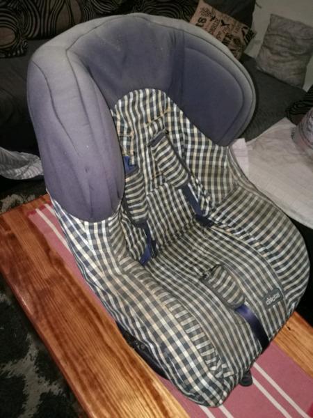 Baby/toddler car seat