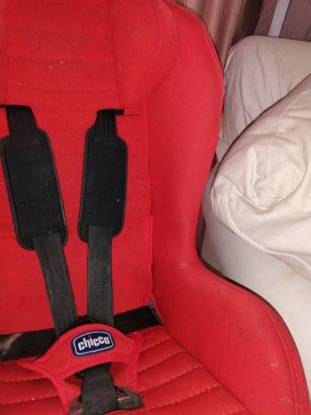 BRIGHT RED CHICCO CAR SEAT