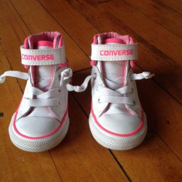 Original Baby Converse Leather Size 5 - Girls