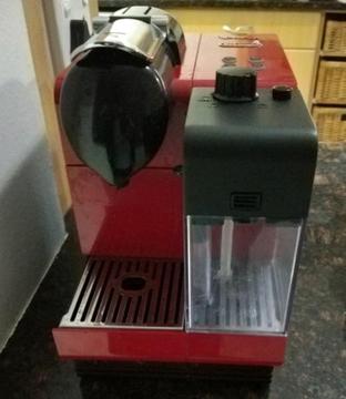Nespresso lattissima machine