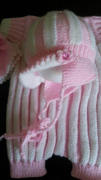 Hand knitted Candy stripes baby outfits