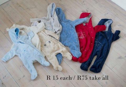 Second hand Baby clothes 0-3 months - 1 Year