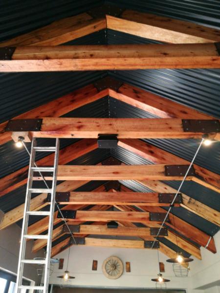 Rustic roof trusses. Extra large roofs. Bulky roof trusses.Dak kappe