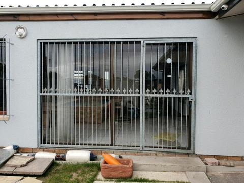 3m aluminum sliding door with strong gate