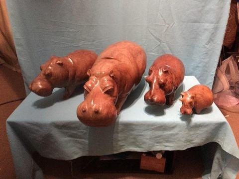 R450.00 … 4 Piece Heavy Wood Carvings. Sizes: 60, 38 & 18 cm. R450.00 For All 4 Pieces