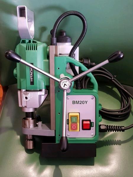 HITACHI MAGBASE DRILL NEW R7000