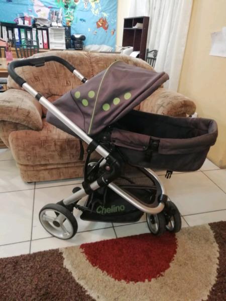 Chelino travel system