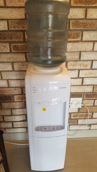 Tall water cooler with cooling cabinet