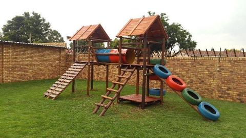 new jungle gym R7900free installation / excluding delivery, Painted tyres R800 extra
