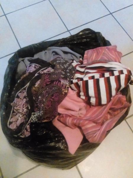 Clothes, Shoes & Curtains R600