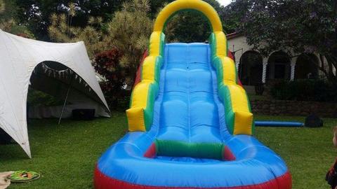 Jumping castles and Soft play for hire