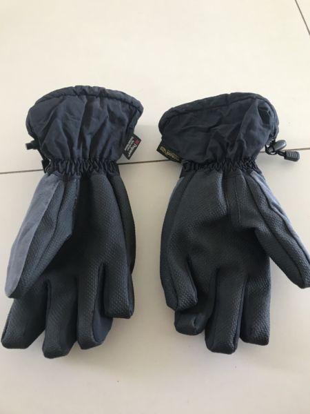 K way thinsulate gloves