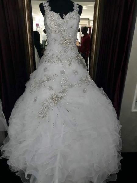 Wedding dress URGENT SALE