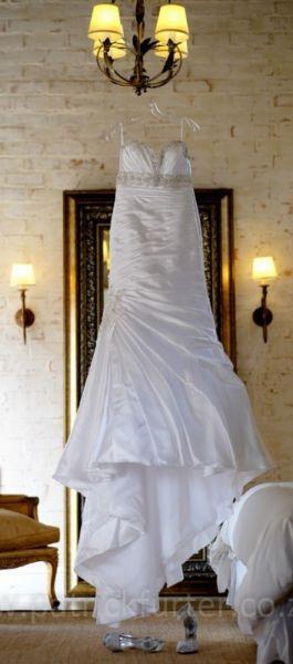DREAM WEDDING DRESS