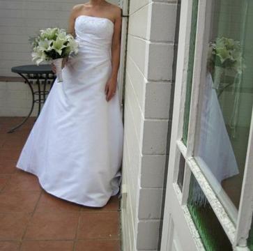 Gorgeous Wedding dress - Bride and co