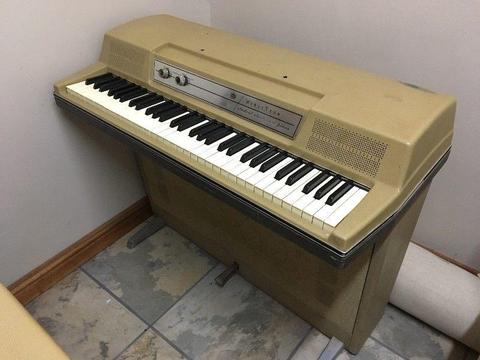 Wurlitzer 206 Student Electric Piano