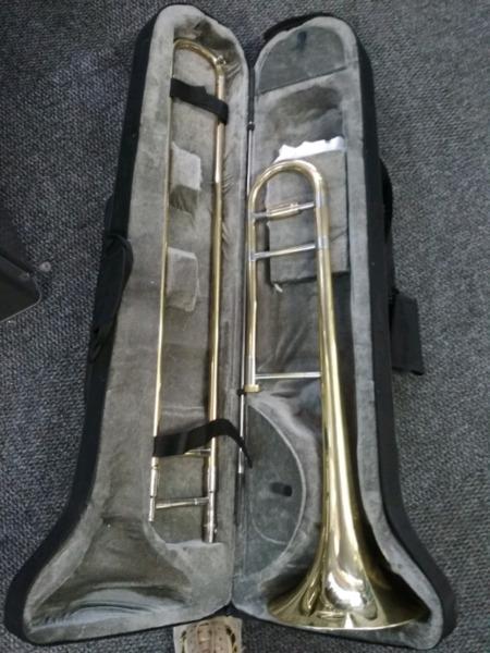 Trombone JTBE110 in a very good condition well taken care of