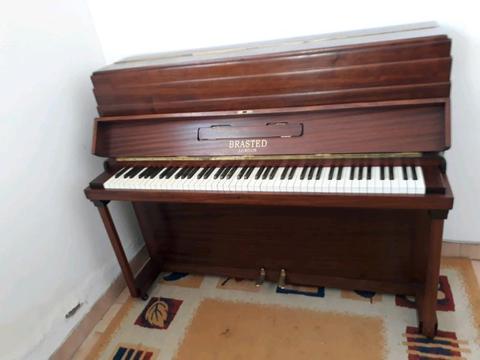 Fully Reconditioned Brasted Piano
