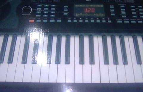 Piano/Keyboard for sale