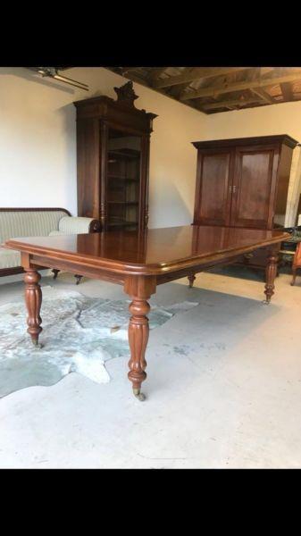 Absolutely stunning Victorian table on casters