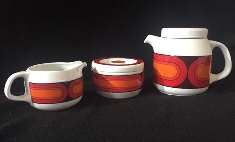 RETRO ARZBERG tea set / coffee set, 3 pieces, German porcelain