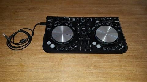 PIONEER DDJ-WeGO LOOKING FOR A NEW HOME