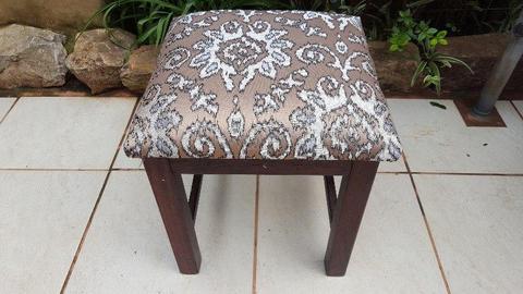 Beautiful square wooden dessing table stool