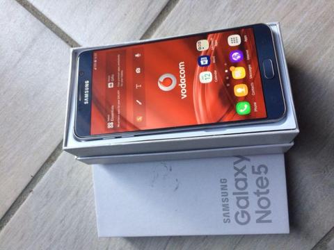 Samsung Galaxy Note 5. Box and accessories