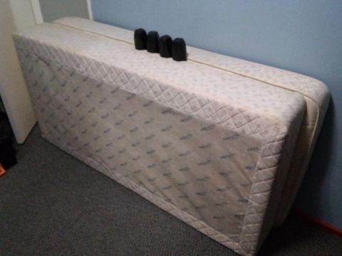 Single bed and base (Dream air foam mattress)