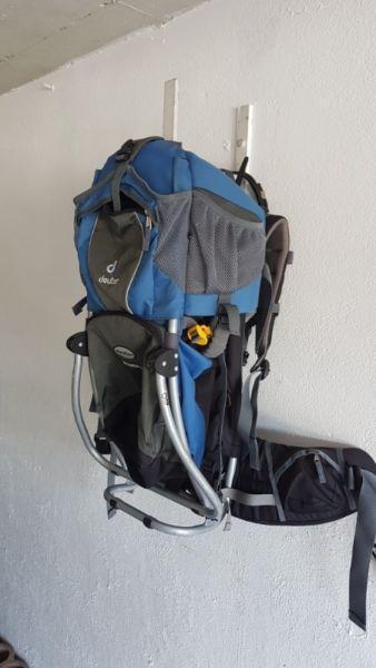 Deuter kid comfort II hiking & travel carrier