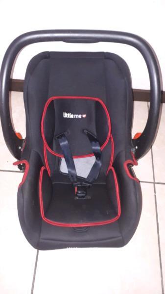 Baby carrier/car seat