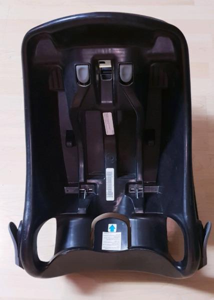 Graco universal carseat base