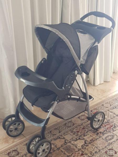 Graco complete travel system