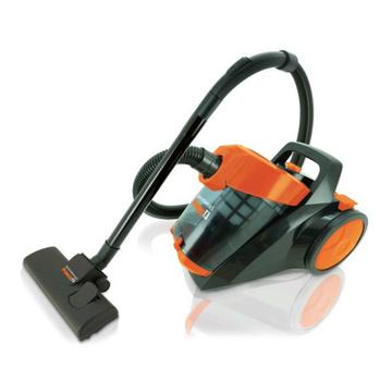 Force 8 baggless vacuum cleaner