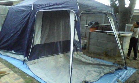 5 man tent for sale (Campmaster)