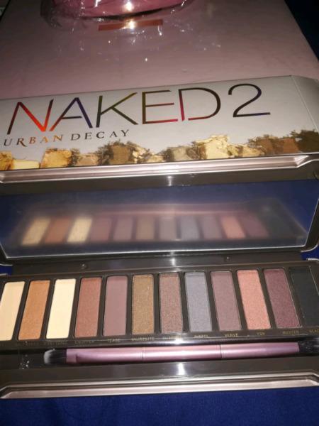 Make up Pallets R80 a set