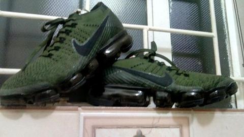 Nike Vapormax U.K Size 7 for sale R500