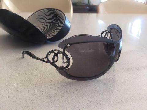 Ladies Roberto Cavallli sunglasses