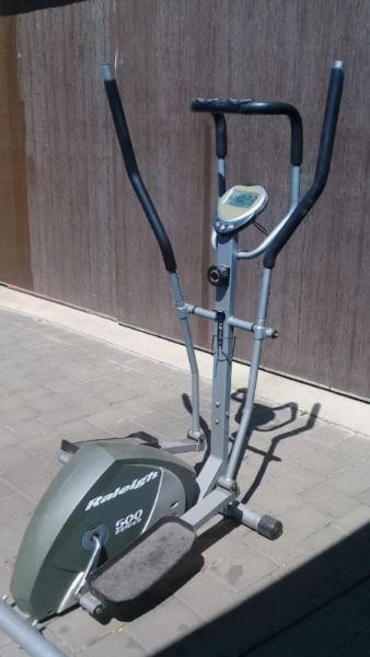 Exercise machine walker