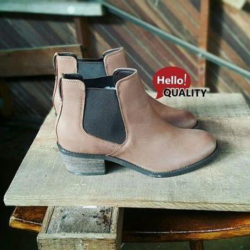 Brand New Genuine Leather Smooth ankle boots