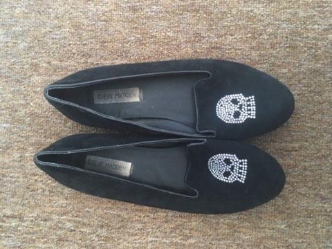 Steve Madden skull loafers