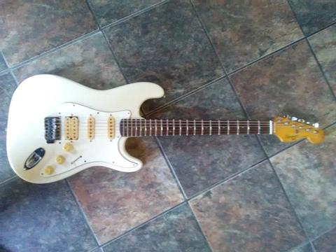 1989 Squier ii stratocaster