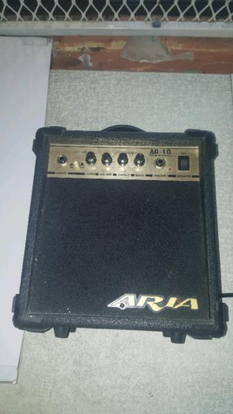 Guitar amp aria urgent sale