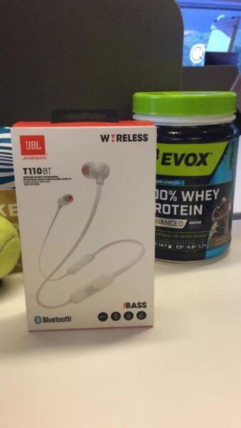 JBL T110 Wireless Bluetooth In-Ear Headphones